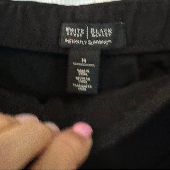 Black Banana Republic Skirt - the perfect combination of style and comfort. 14 - Picture 3 of 3